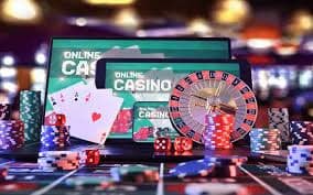 Interface chat dan interaksi pemain di Infinite Blackjack alexsi togel